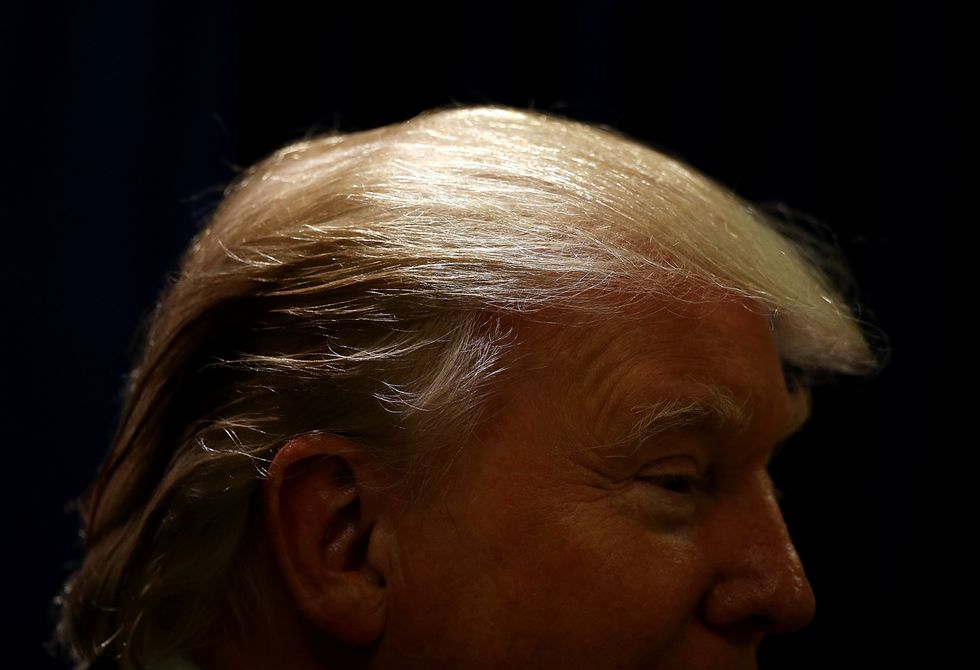 Donald Trump takes hair loss medication that causes sexual dysfunction and mental confusion https://t.co/ksGn0Bs3Sm