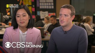 "At least one prominent politician has called out the dinner, which was unreported by Facebook and the White House until NBC News published a piece in late November. 'This is corruption, plain and simple,' Sen. Elizabeth Warren said." #DeleteFacebook https://t.co/g86RplKBPG