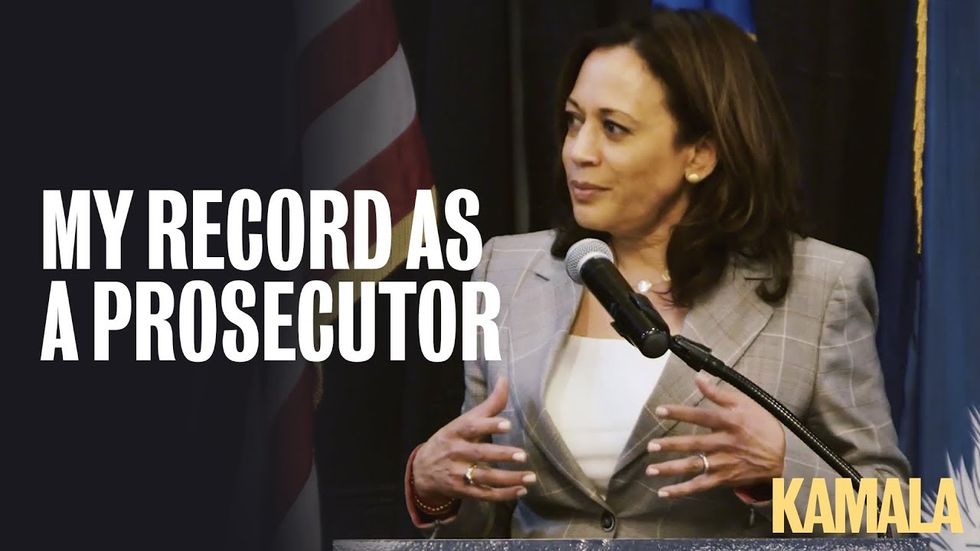 Did you watch @KamalaHarris defend her record as a prosecutor at the NAACP state conference in South Carolina? You should. Much is at stake. Retweet so others will watch this video too. #KamalaForThePeople https://t.co/xXPUHM7XIh