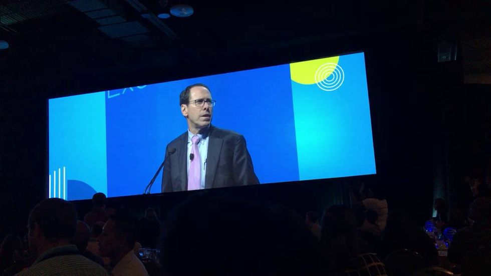 Encouraging to see AT&T CEO Randall Stephenson's strong statement on race and justice. https://t.co/xkeJ4m72gW