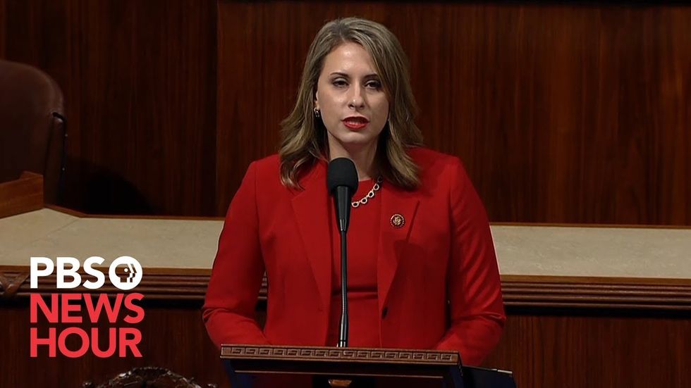 My Opinion- Katie Hill should un-resign. We already know that shaming she received was the work of GOP operatives like Steve Knight. GOP convicted felon George Papadopoulos has announced he is running for her seat. Watch her speech. #KatieHill4CA https://t.co/siS22VEUQo