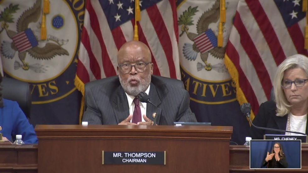 I'm co-leading today's @January6thCmte hearing, where we'll show how President Trump grew more desperate, tapped into the threat of violence, and summoned the mob to our nation's capital. 

Tune in: 1:00 pm (ET)/10:00 am (PT): https://t.co/M2bn2f44aa
