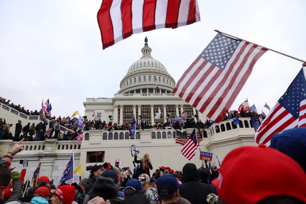 Police officer who died in pro-Trump riot to lie in Capitol as family blames ‘political climate’ https://t.co/HmAPzfWyzl